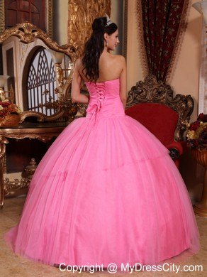 Graceful Rose Pink Tulle Corset Quinceanera Dress with Appliques