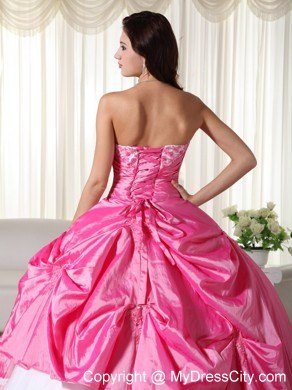 Noble Pink and White Sweetheart Taffeta Quinceanera for Girls