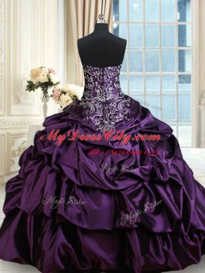 Sweetheart Sleeveless Sweet 16 Quinceanera Dress Floor Length Beading and Embroidery and Pick Ups Purple Taffeta