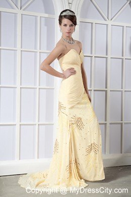 Sequined Light Yellow Sweetheart Chiffon Prom Dress with Slit