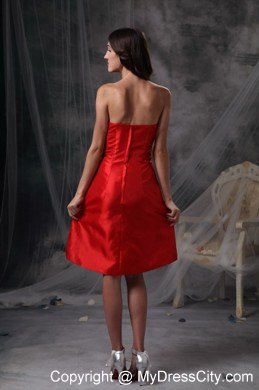 Strapless Knee-length Column Ruching Bridesmaid Dresses in Red