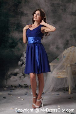 Ruching V-neck Short Bridesmaid Dress with Sash and Bowknot