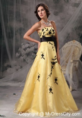 Yellow And Black A-line Prom Dress Strapless Appliques