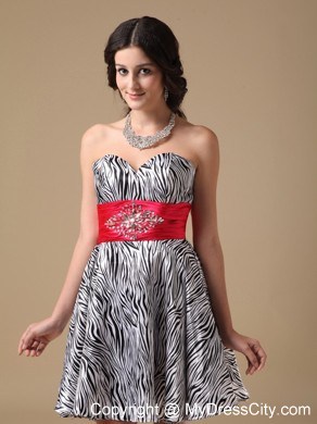 Sweet A-line Sweetheart Mini-length Zebra Beaded Prom Gown