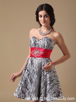 Sweet A-line Sweetheart Mini-length Zebra Beaded Prom Gown