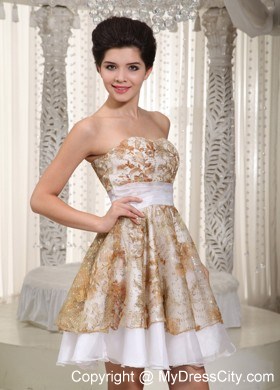 Sweetheart Short Prom Dress With Appliques and Sash