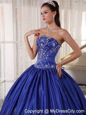 Blue Strapless Ball Gowns Embroidery Satin 2013 Dress for Quince