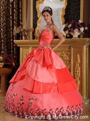 Watermelon Red Sweetheart Ruches Appliques Quinceanera Dress