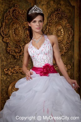 White Halter Pick-ups Sash Organza Quinceanera Dress for Sweet 16