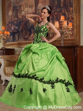 Spring Green Quinceanera Dress with Straps pick-ups Taffeta