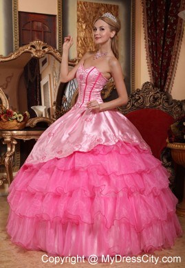 Two-Toned Sweetheart Ruffles and Appliques Quinceanera Dress