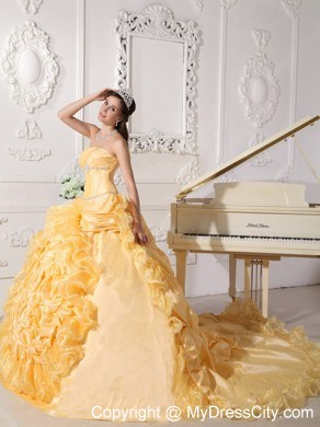 Luxurious Gold Chapel Train Quinceanera Dress in Sweet 16