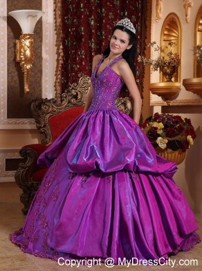 2013 Purple Halter Quinceanera Dress with Appliques for Sweet 16