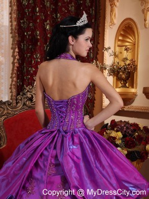 2013 Purple Halter Quinceanera Dress with Appliques for Sweet 16