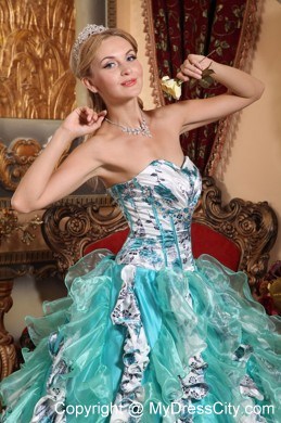 Luxurious Multi-color Quinceanera Gowns with layers and Printing