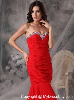 Elegant Red Trumpet Sweetheart Court Train Beaded Evening Dress