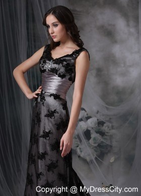 Lace Column V-neck Court Train Black Evening Dress with Beading