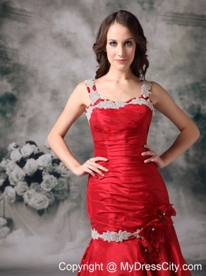 Red Mermaid Straps Brush Train Ruched Evening Dress with White Appliques