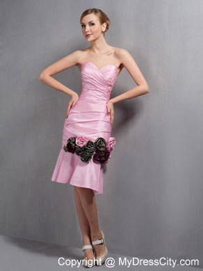 Sweetheart Ruche Handmade Flowers Knee-length Mother Of The Bride Dress