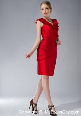 Mini-length V-neck Ruche Zipper Up Back Red Mother of the Groom Dress