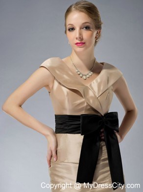 Bowknot V-neck Layers Knee-length Taffeta Mother Of The Bride Dress