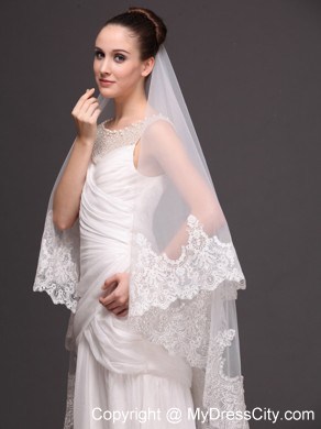 Two-tier Tulle Wedding Veil With Appliques Decorate