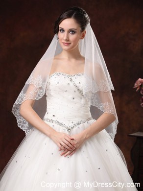 White Lace Appliques And Two-tier Organza Veil For Modest Wedding