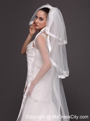 3 Layers and Appliques Ball Gown Bridal Veils For Wedding