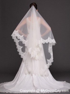 Two-tier Tulle With Lace For Wedding