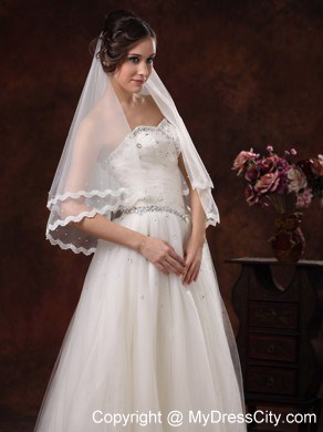 Graceful Pearl Trim Edge Organza Wedding Veils