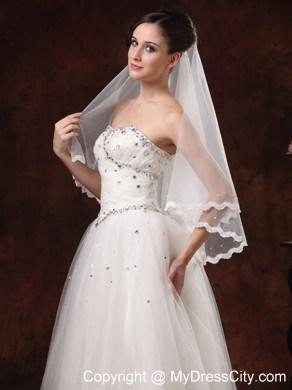 Graceful Pearl Trim Edge Organza Wedding Veils