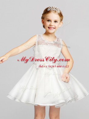 Scoop Sleeveless Organza Mini Length Clasp Handle Flower Girl Dresses in White with Lace and Bowknot