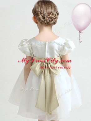 Custom Design Knee Length White Flower Girl Dresses for Less Scoop Short Sleeves Zipper