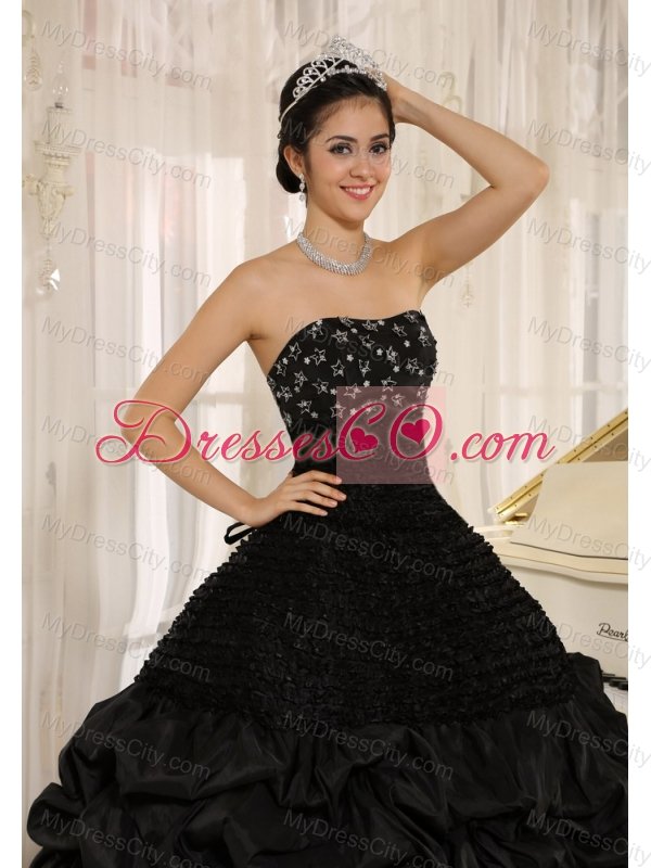 Appliques Decorate On Taffeta Strapless Black Quinceanera Dress