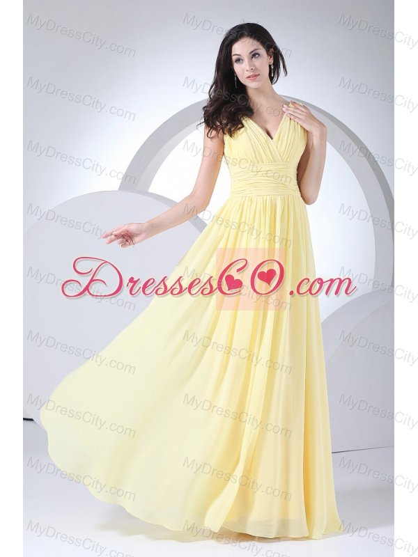 Ruching Decorate Bodice Light Yellow Chiffon V-neck 2013 Prom Dress Floor-length