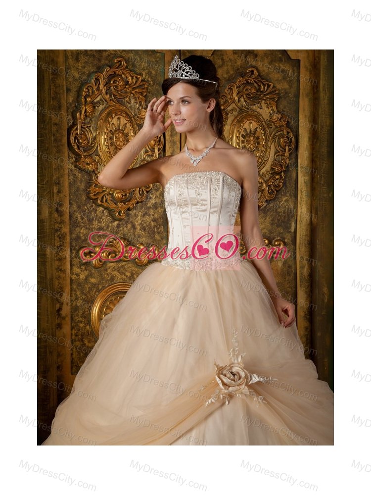 Champagne Ball Gown Strapless Floor-length Appliques Tulle Quinceanera Dress