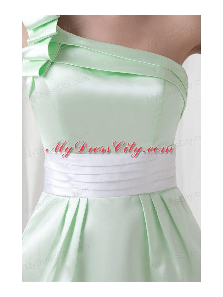 Apple Green Column One Shoulder Taffeta Mini-length Ruching Prom Dress