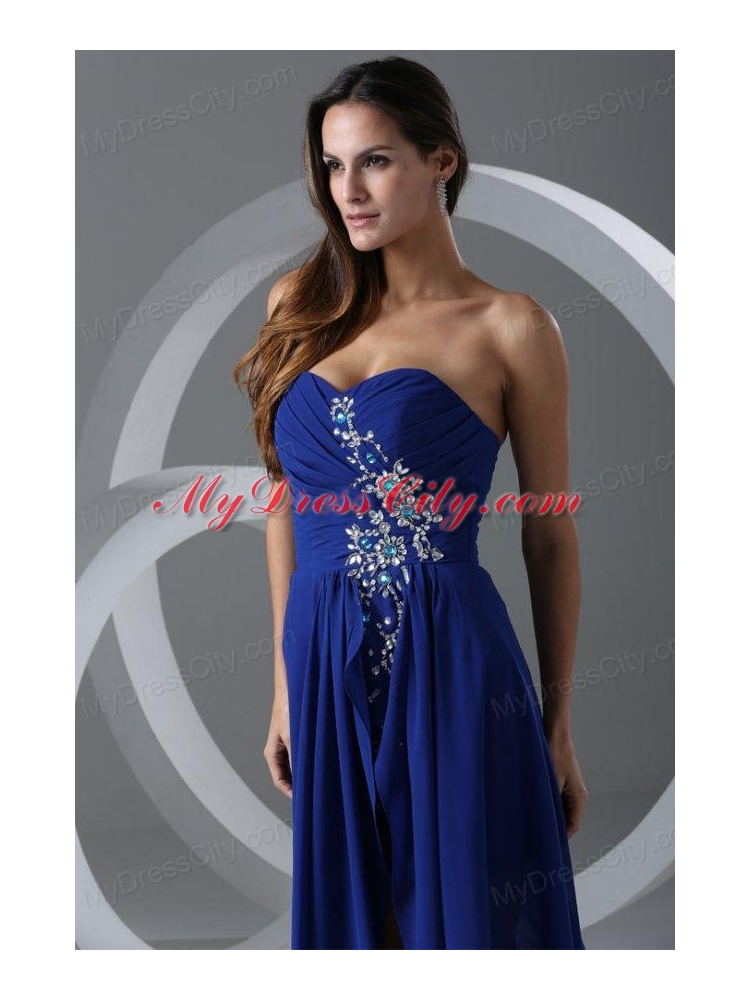 Column Sweetheart Royal Blue Beading And Ruching Chiffon Prom Dress