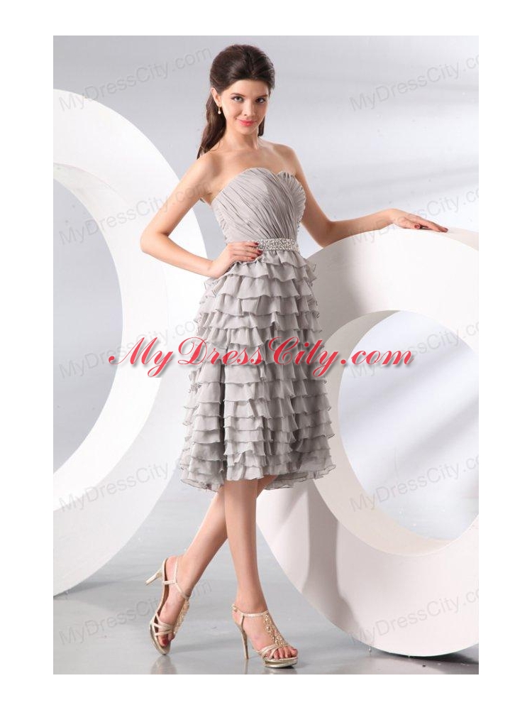 Gray Ruffled Layers Sweetheart Prom Dress with Knee-length