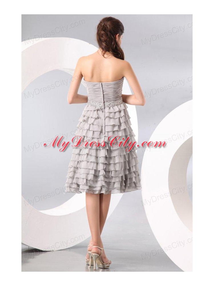 Gray Ruffled Layers Sweetheart Prom Dress with Knee-length