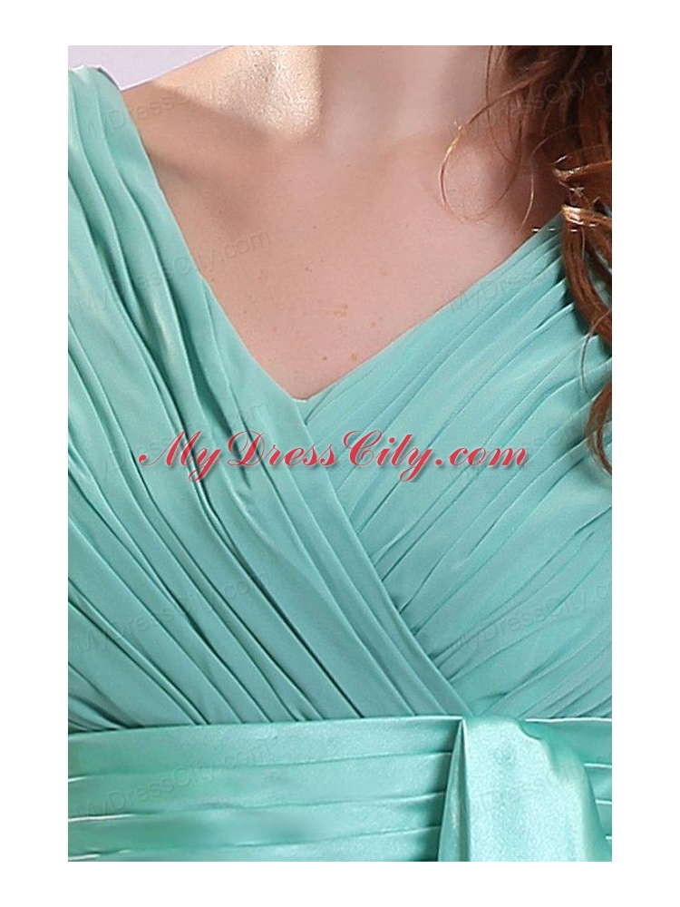 Apple Green V-neck Chiffon Prom Dress with Short Sleeves