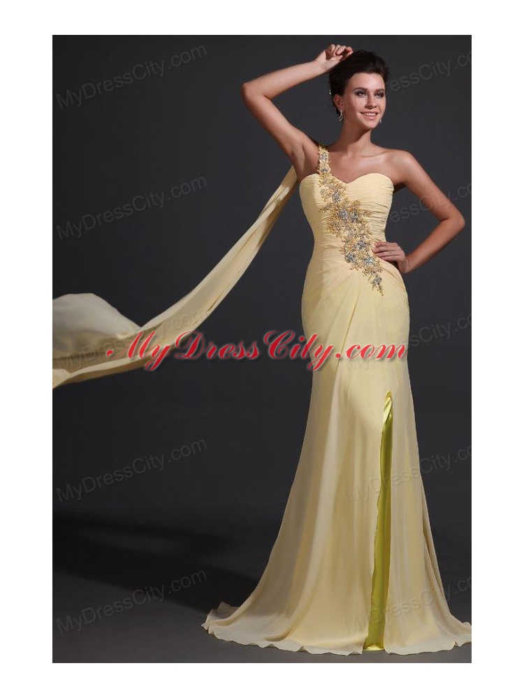 Column One Shoulder Appliques Light Yellow Watteau Train Prom Dress