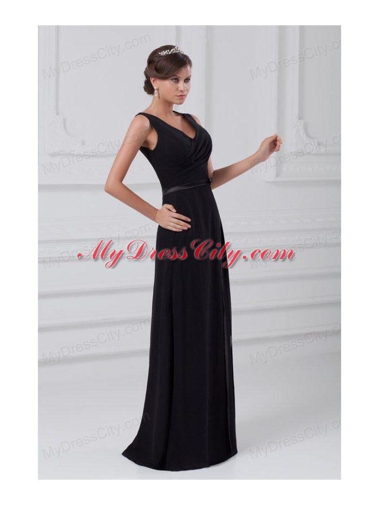 Column V-neck Black Floor-length Ruching Chiffon Zipper Up Prom Dress