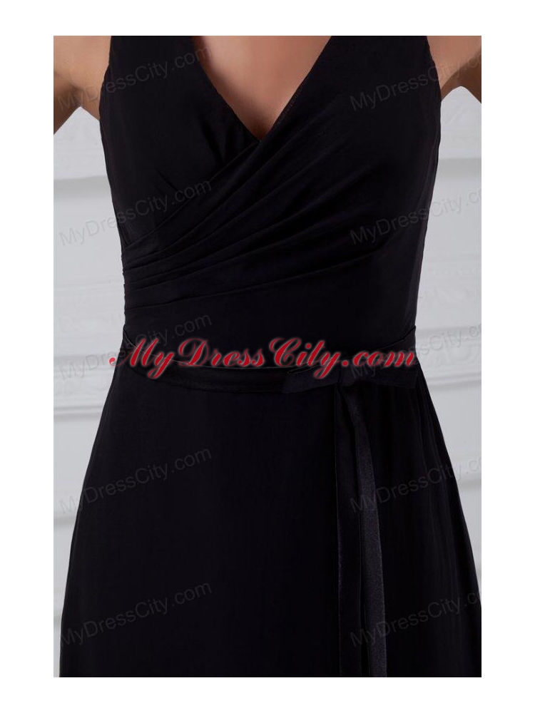 Column V-neck Black Floor-length Ruching Chiffon Zipper Up Prom Dress