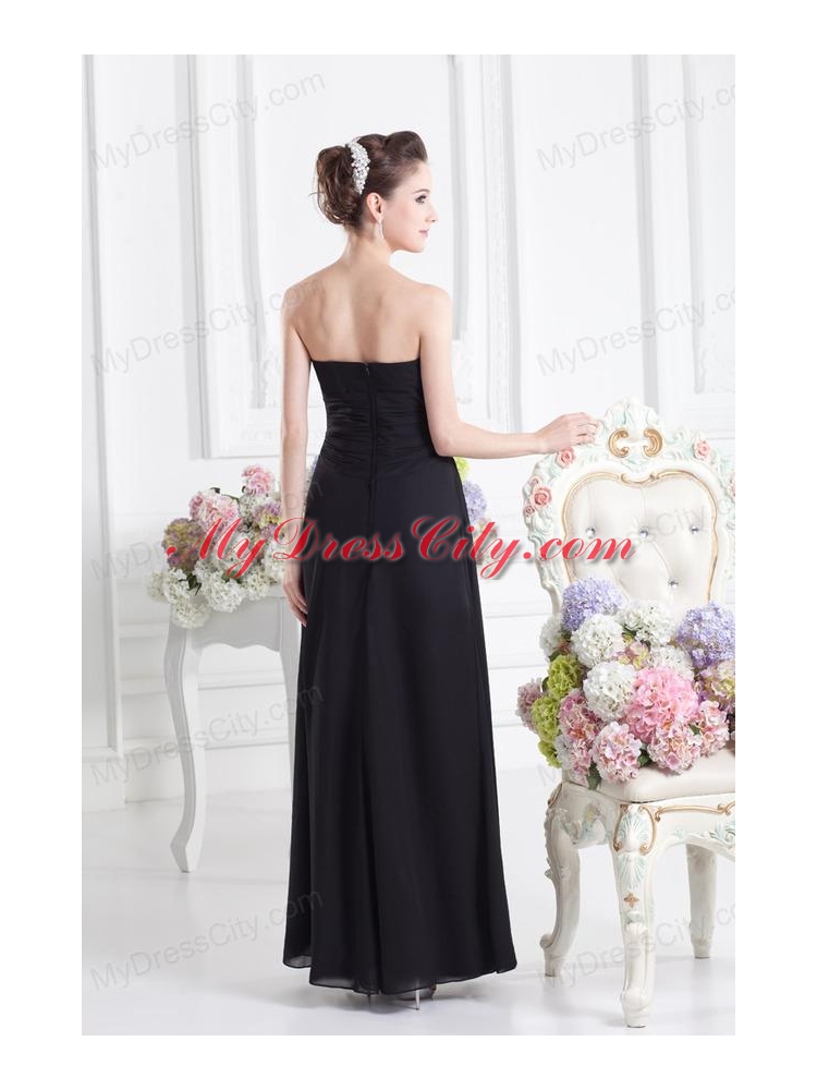 Black Empire Floor-length Prom Dress with Beading and Ruching