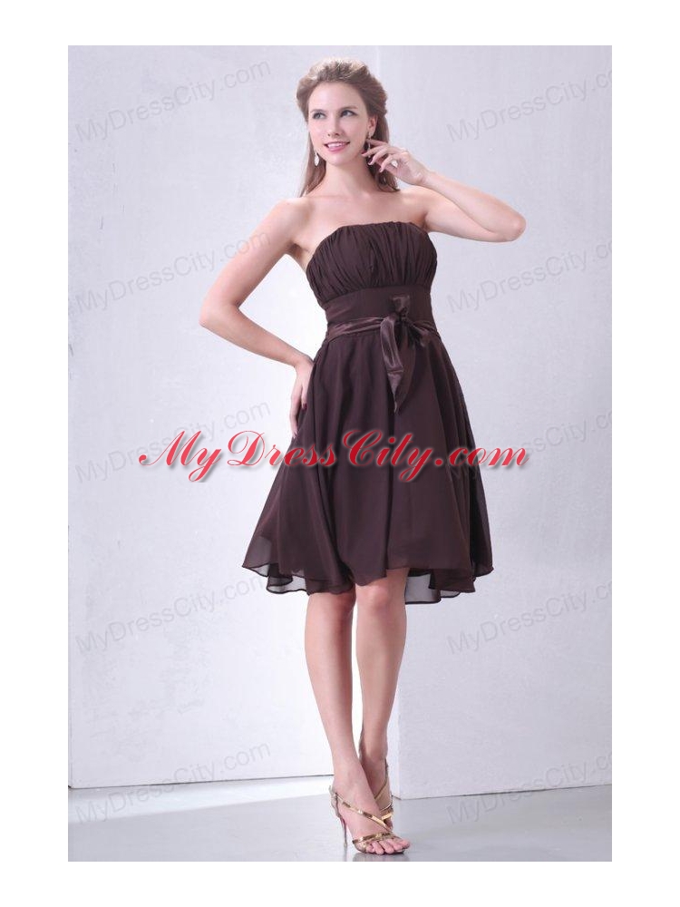 Elegant Brown Strapless Knee-length Prom Dress with Sash and Ruching