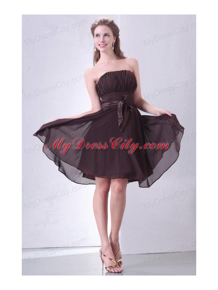 Elegant Brown Strapless Knee-length Prom Dress with Sash and Ruching