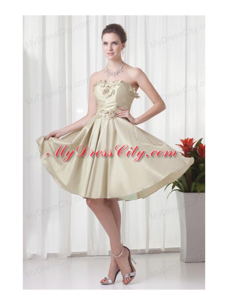 Column Sweetheart Chiffon Spring Green Ruching and Hand Made Flowers Prom Dress