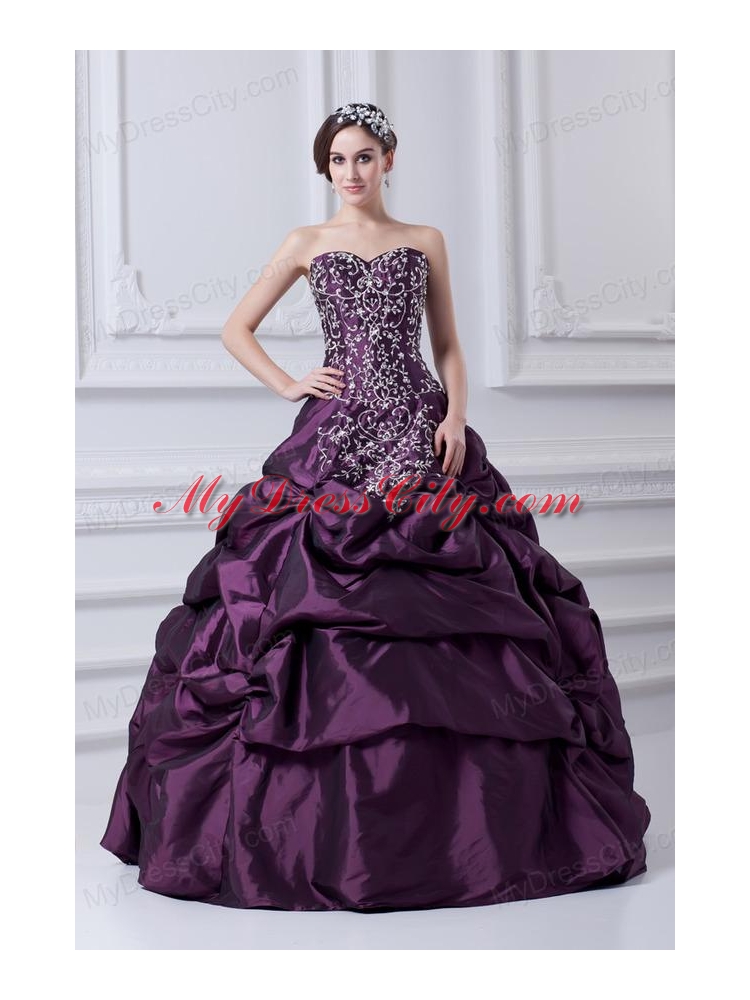 Cheap Eggplant Purple Sweetheart Embroidery and Pick-ups Quinceanera Dress