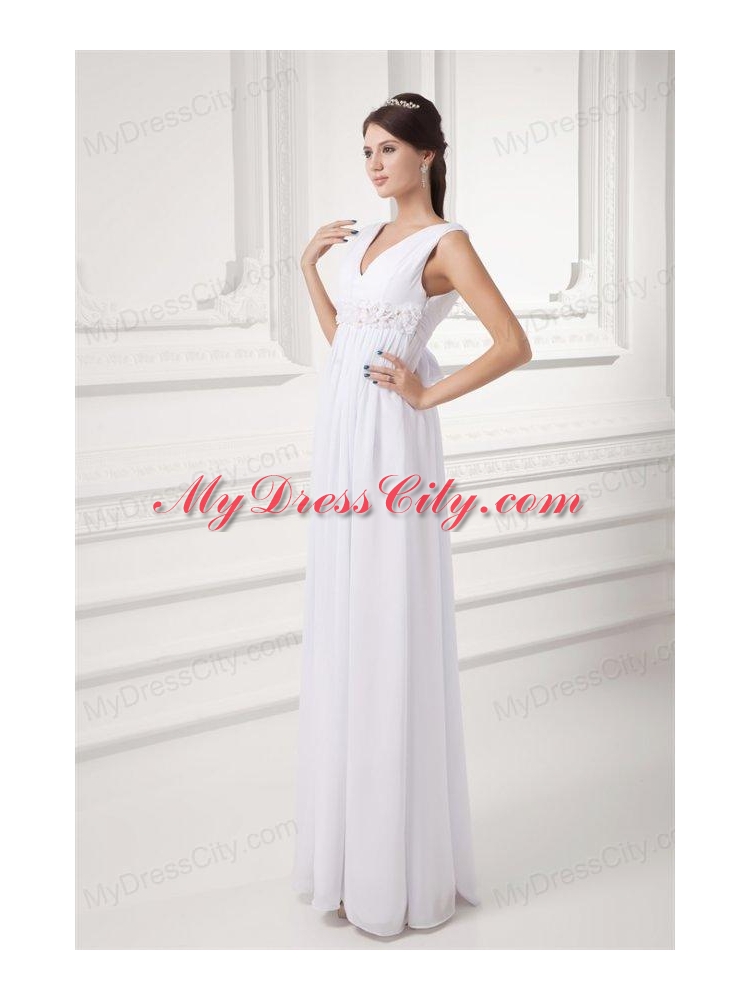 Empire V-neck Appliques Chiffon Ruching Wedding Dress